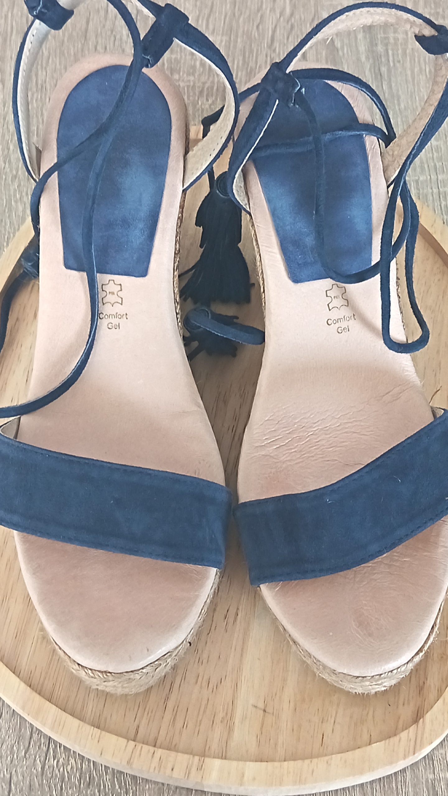 Sandales compensées en suédine bleu marine à lacets - T.39 – Image 5