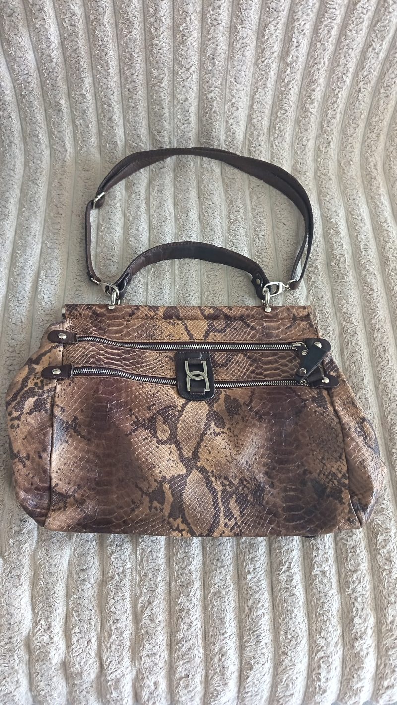 Sac à main & bandoulière cuir effet python marron